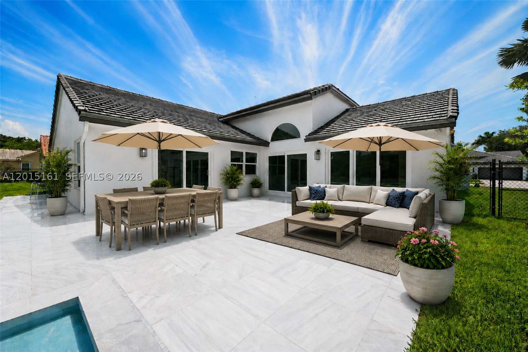 The Ridge on Nob Hill - Residential