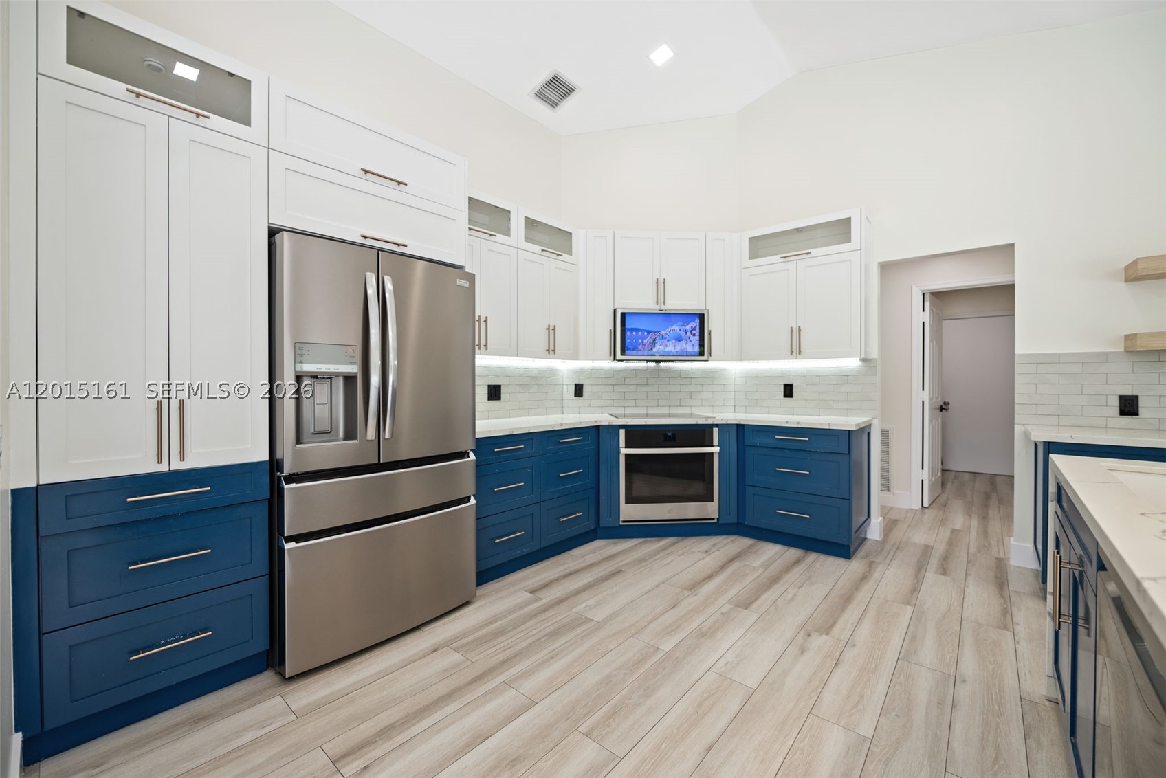 The Ridge on Nob Hill - Residential
