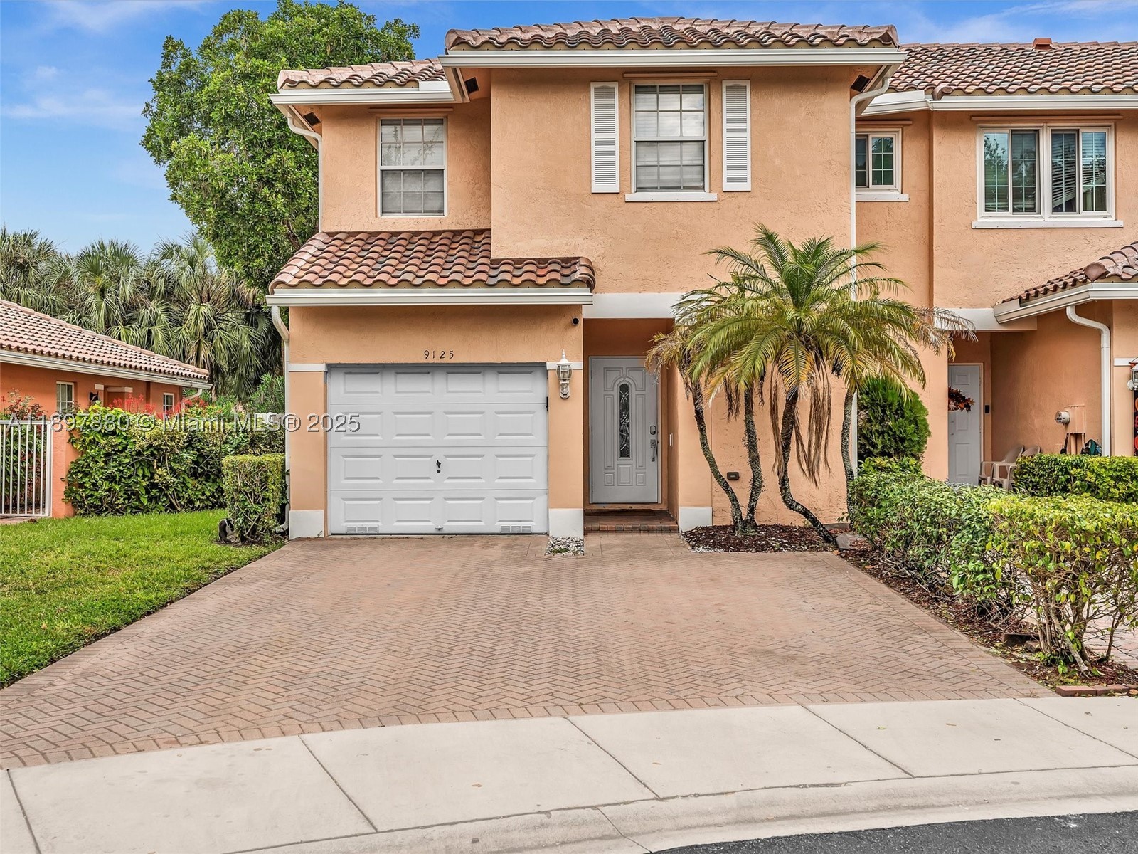 Short Sale - Pending Third Party Approval - Move-in ready 4-bedroom, 2.5-bath corner townhome with 1-car garage in the gated community of Southwind Cove. This spacious home combines the comfort of a single-family residence with the ease of low-maintenance living. Nearly 1,900 sq. ft. of open living space features new modern vinyl flooring and a layout perfect for entertaining. All bedrooms are upstairs, including a large primary suite with vaulted ceilings and a walk-in closet. Enjoy a fenced backyard, new roof (2025), and a low HOA covering security and lawn care. Pet-friendly (2 dogs up to 25 lbs). Close to parks, Franklin Academy, highways, beaches, dining, and Sawgrass Mills Mall.