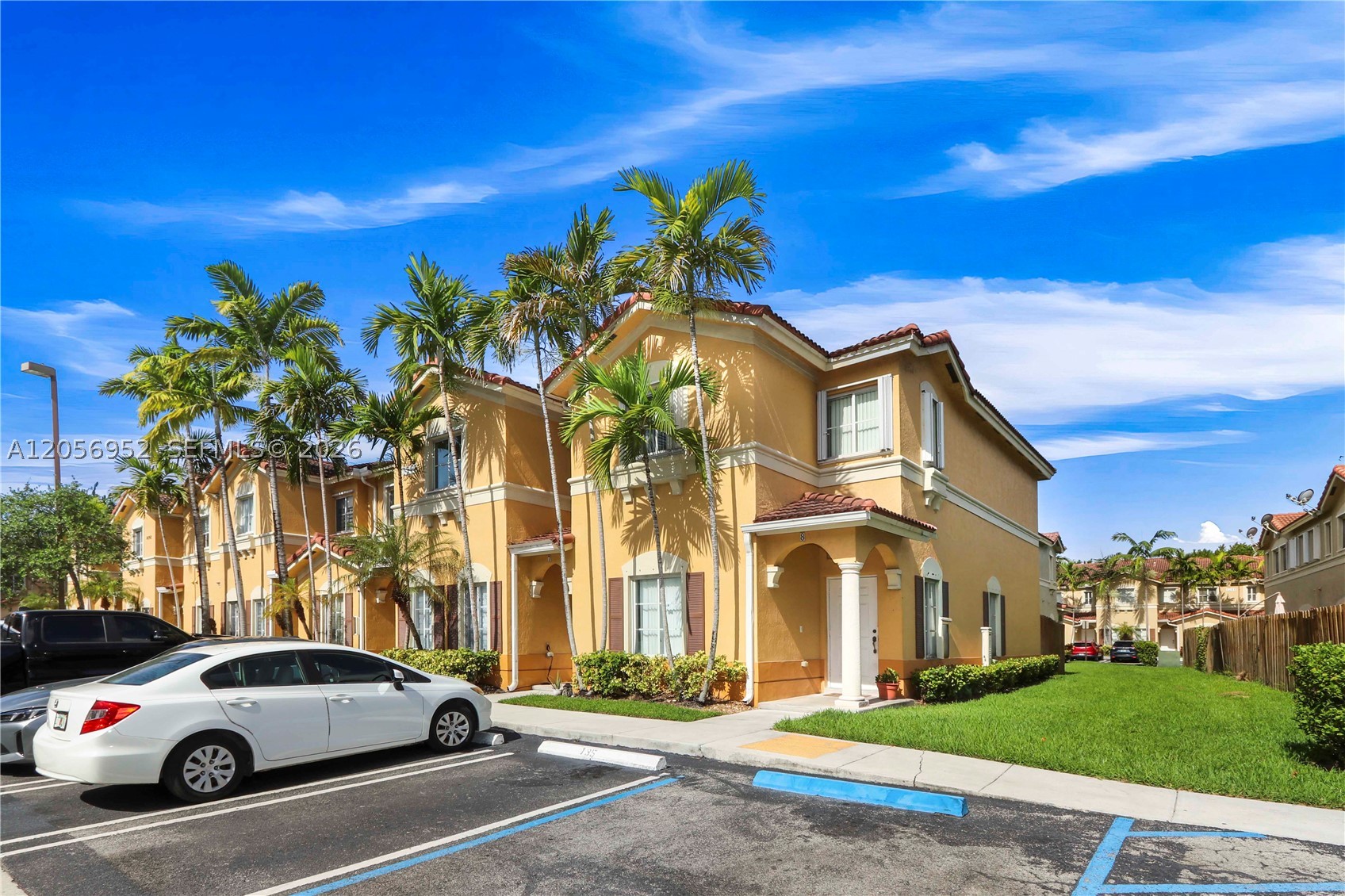 LEEWARD AT ISLANDS AT DOR - Residential
