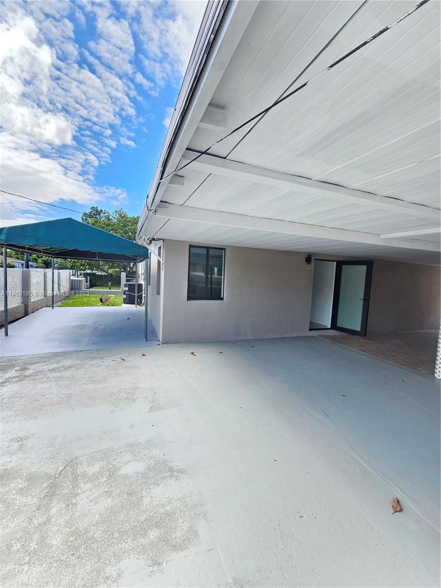 GRAPELAND HEIGHTS SEC 2 - Residential Lease