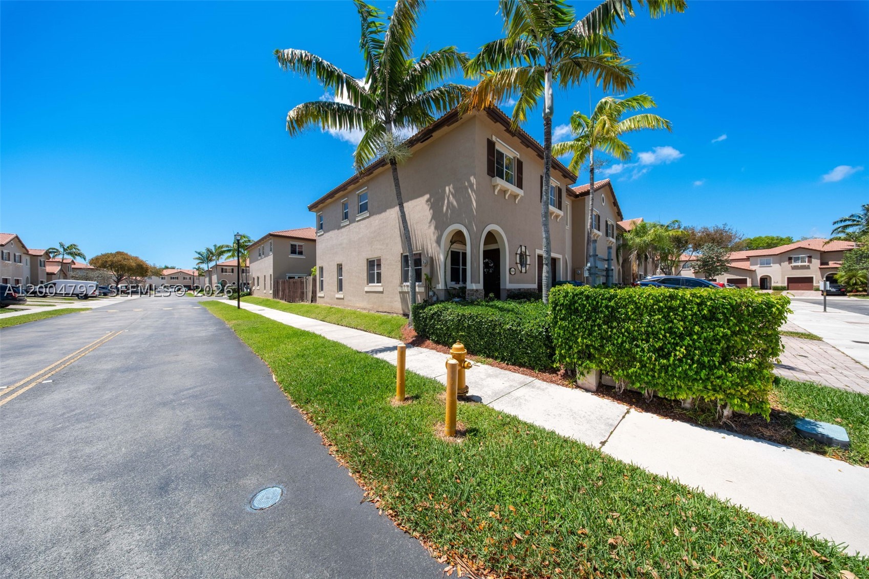 LAKES BY THE BAY JAY - Residential