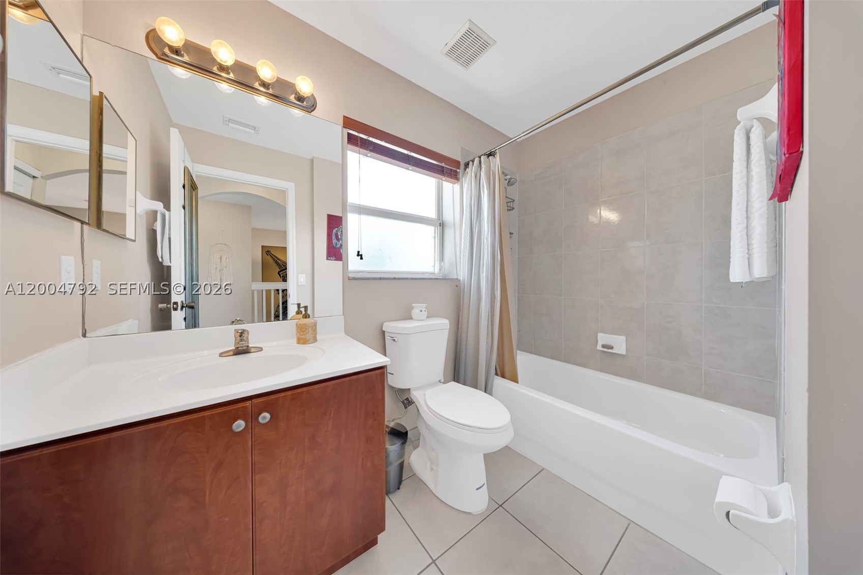 LAKES BY THE BAY JAY - Residential