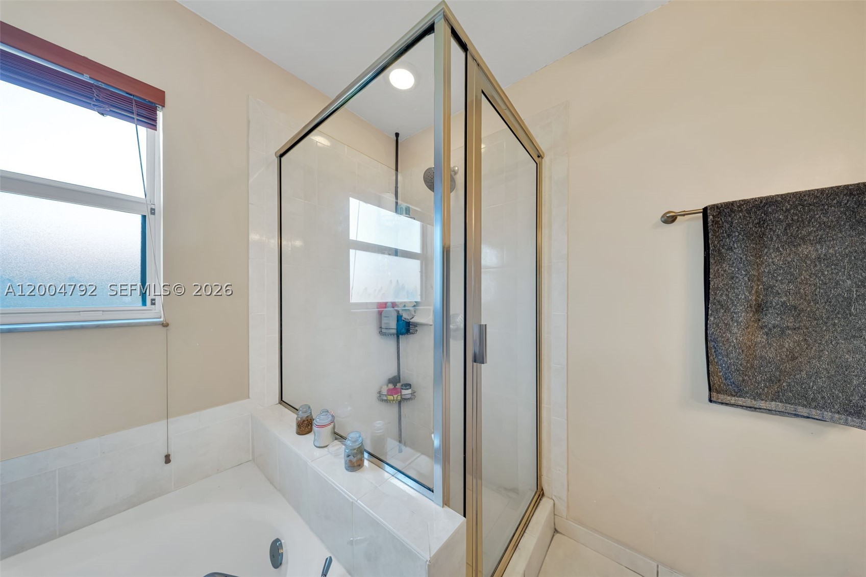 LAKES BY THE BAY JAY - Residential