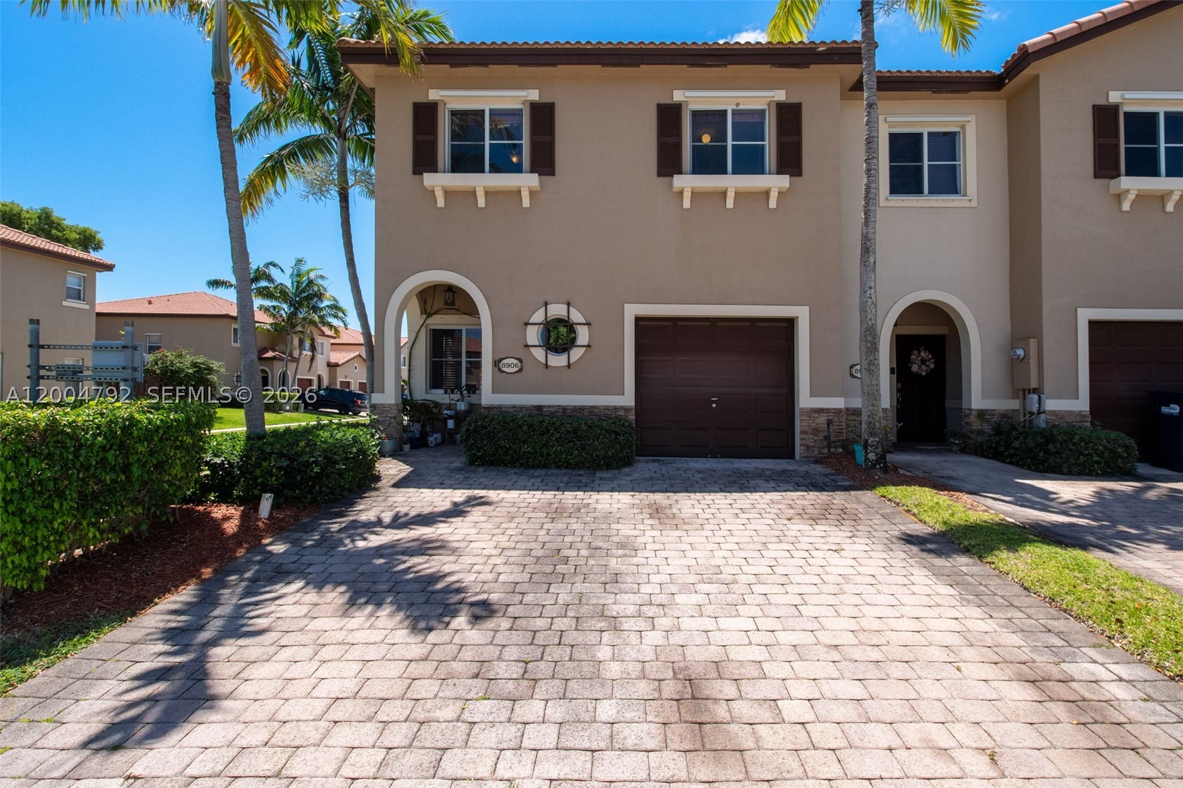 LAKES BY THE BAY JAY - Residential
