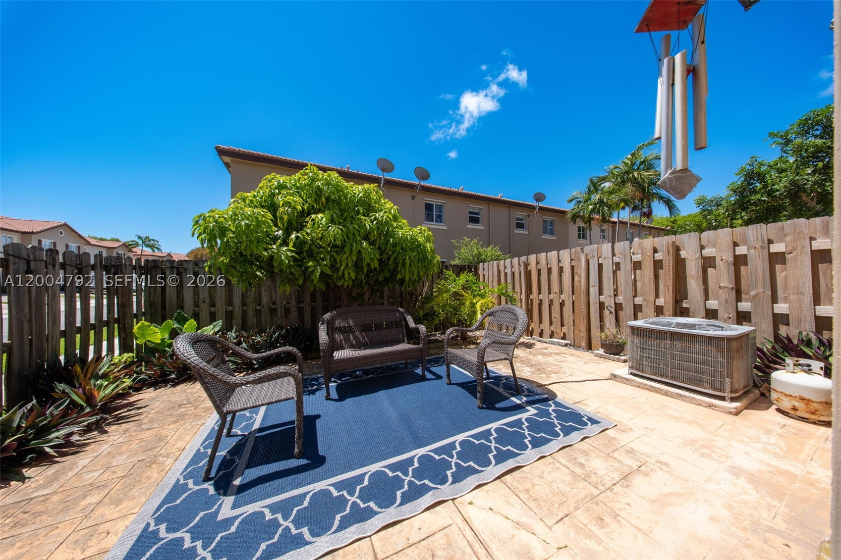 LAKES BY THE BAY JAY - Residential