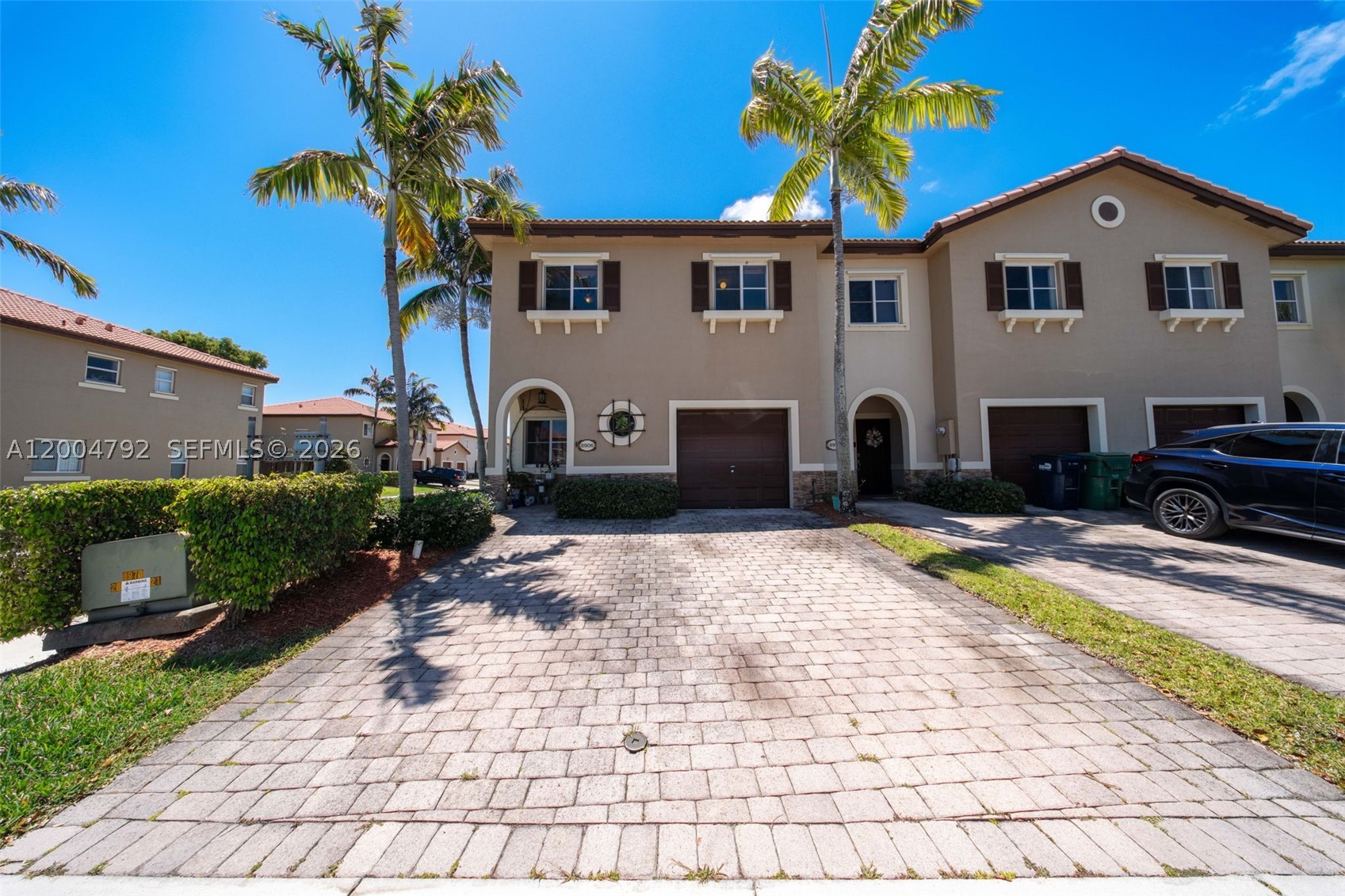 LAKES BY THE BAY JAY - Residential