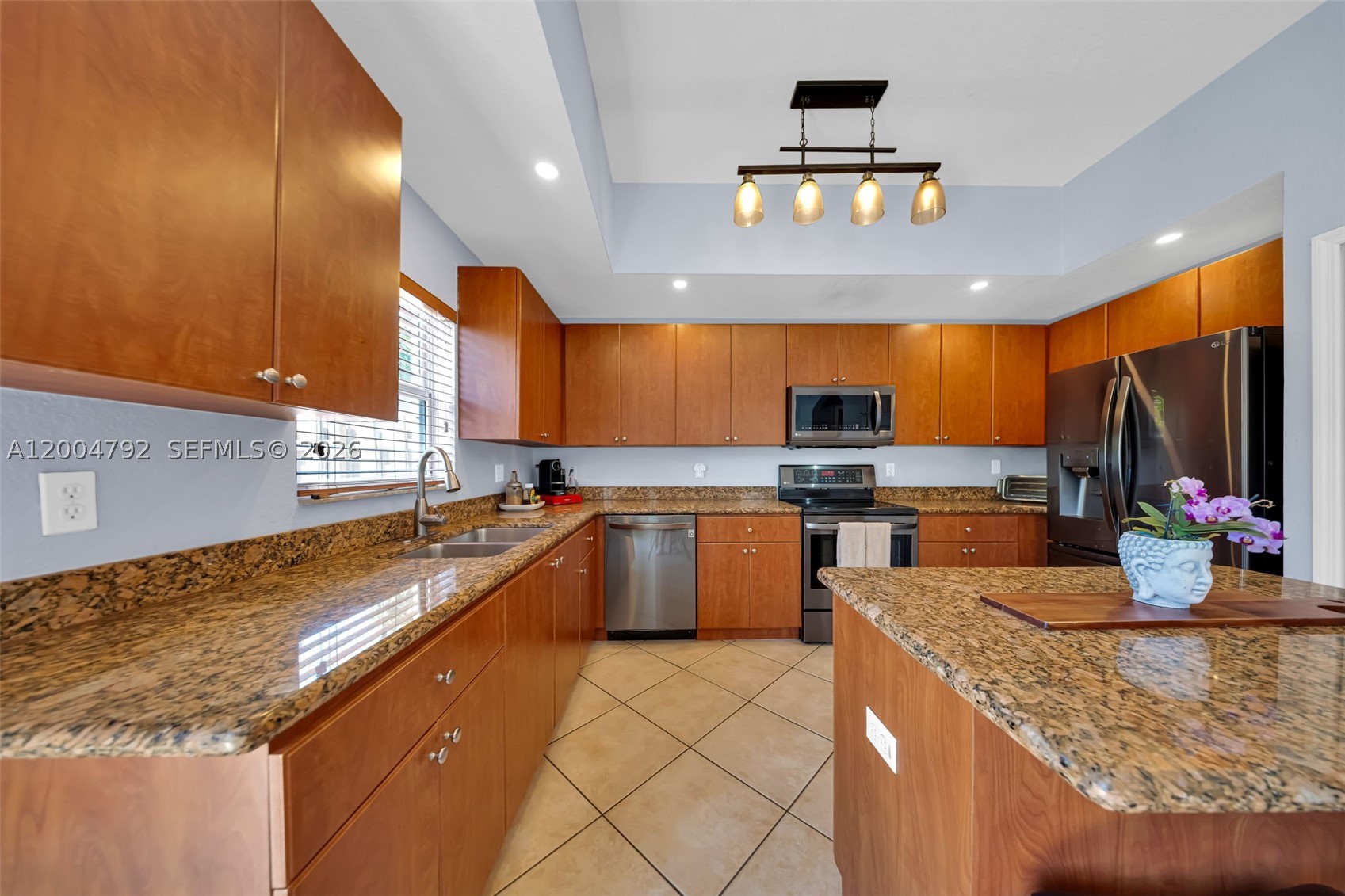 LAKES BY THE BAY JAY - Residential