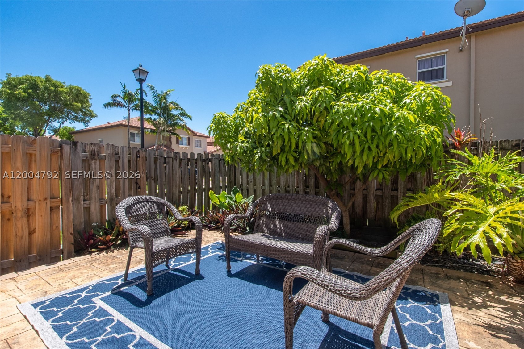 LAKES BY THE BAY JAY - Residential