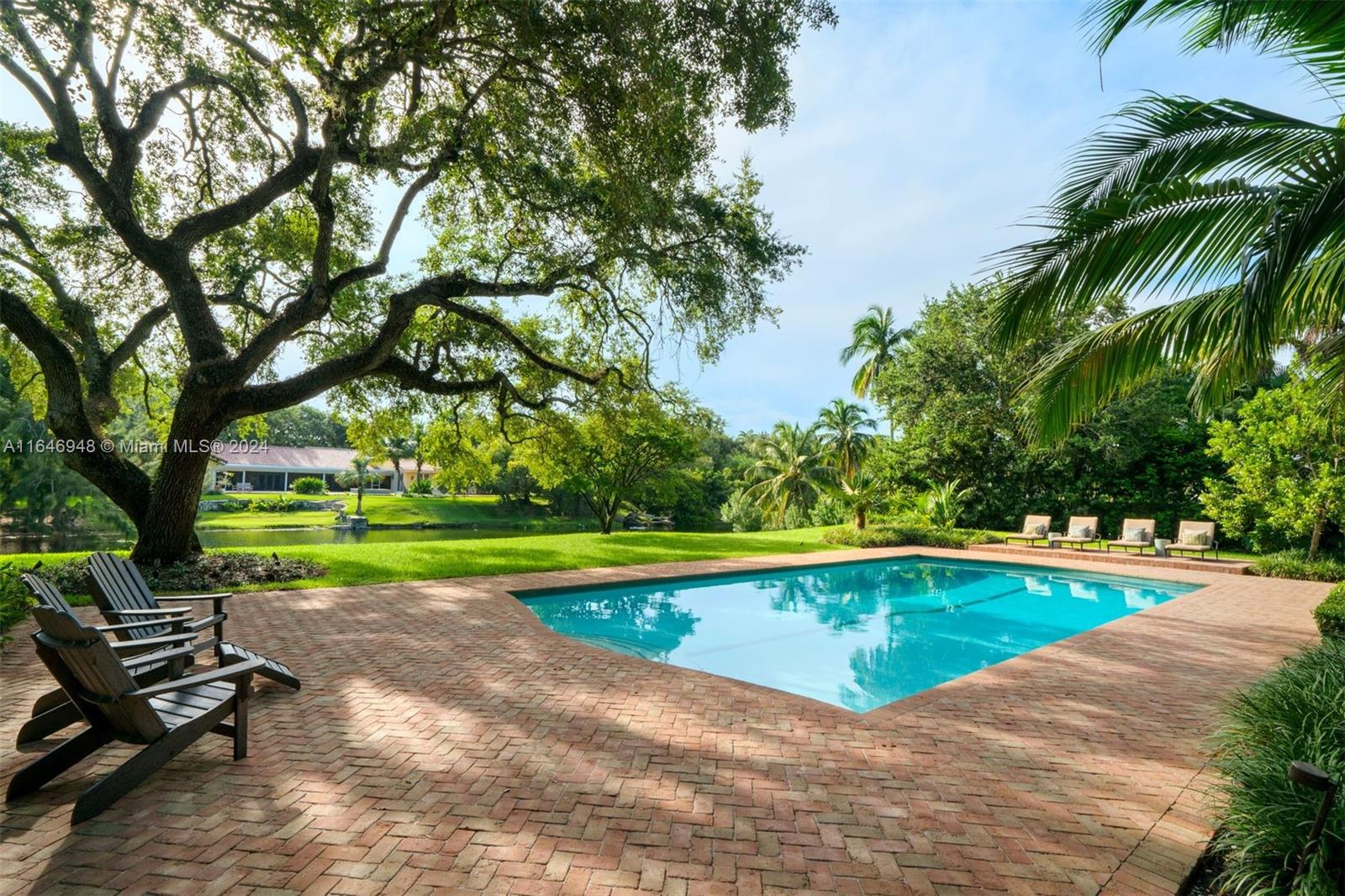 SNAPPER CREEK LAKES SUB - Residential