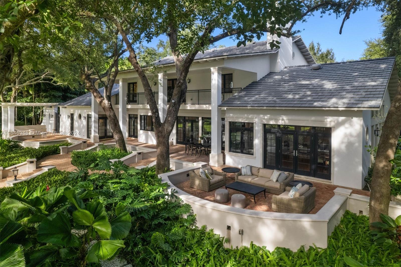 SNAPPER CREEK LAKES SUB - Residential