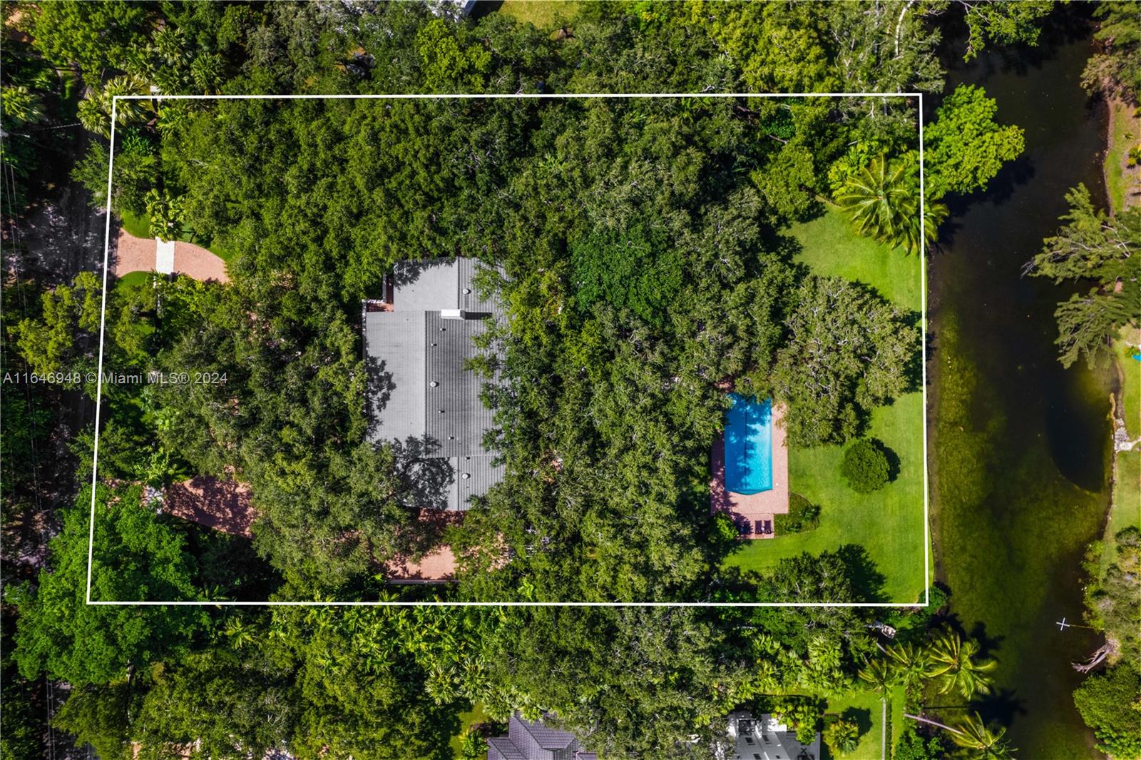 SNAPPER CREEK LAKES SUB - Residential