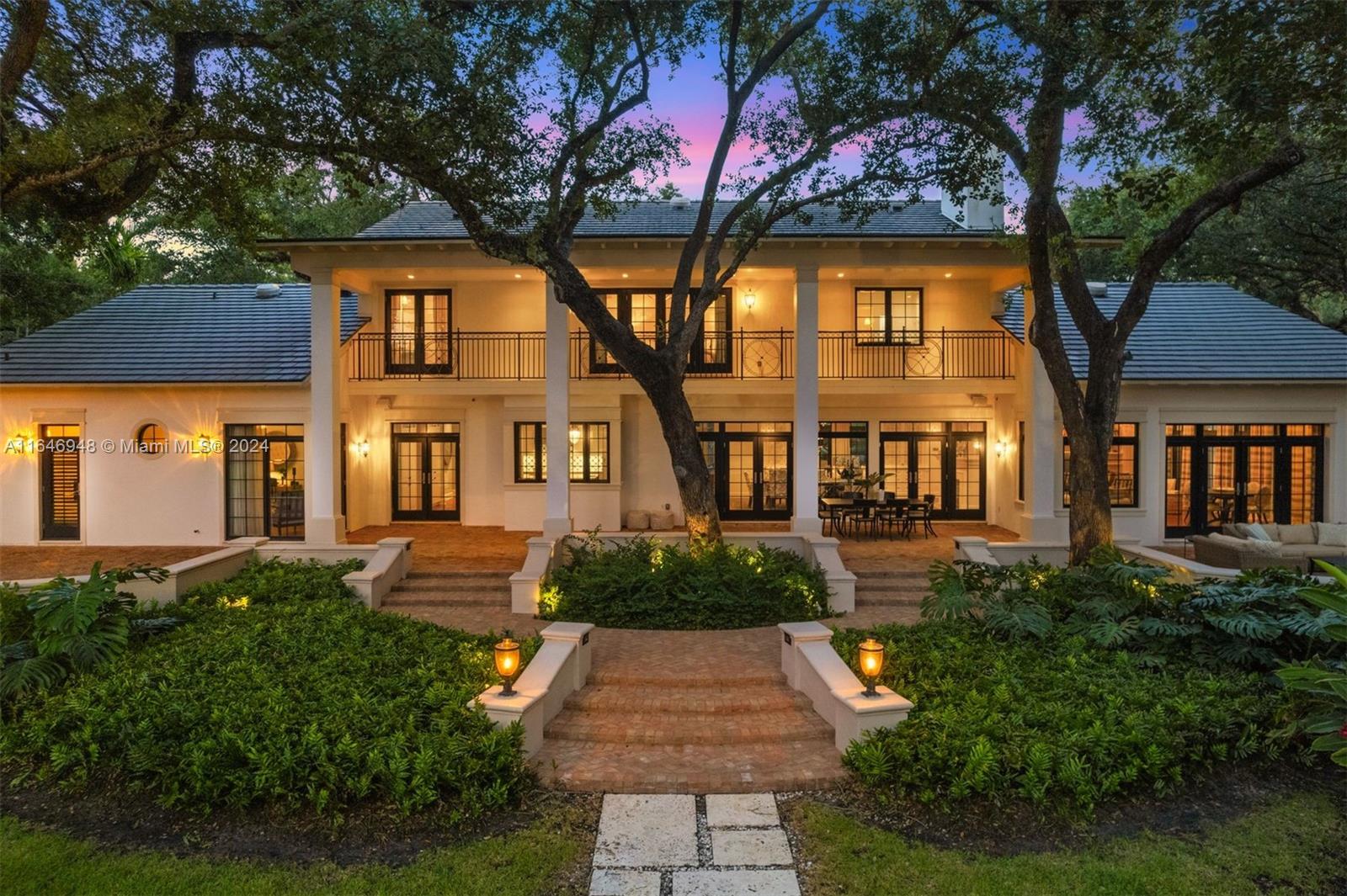 SNAPPER CREEK LAKES SUB - Residential