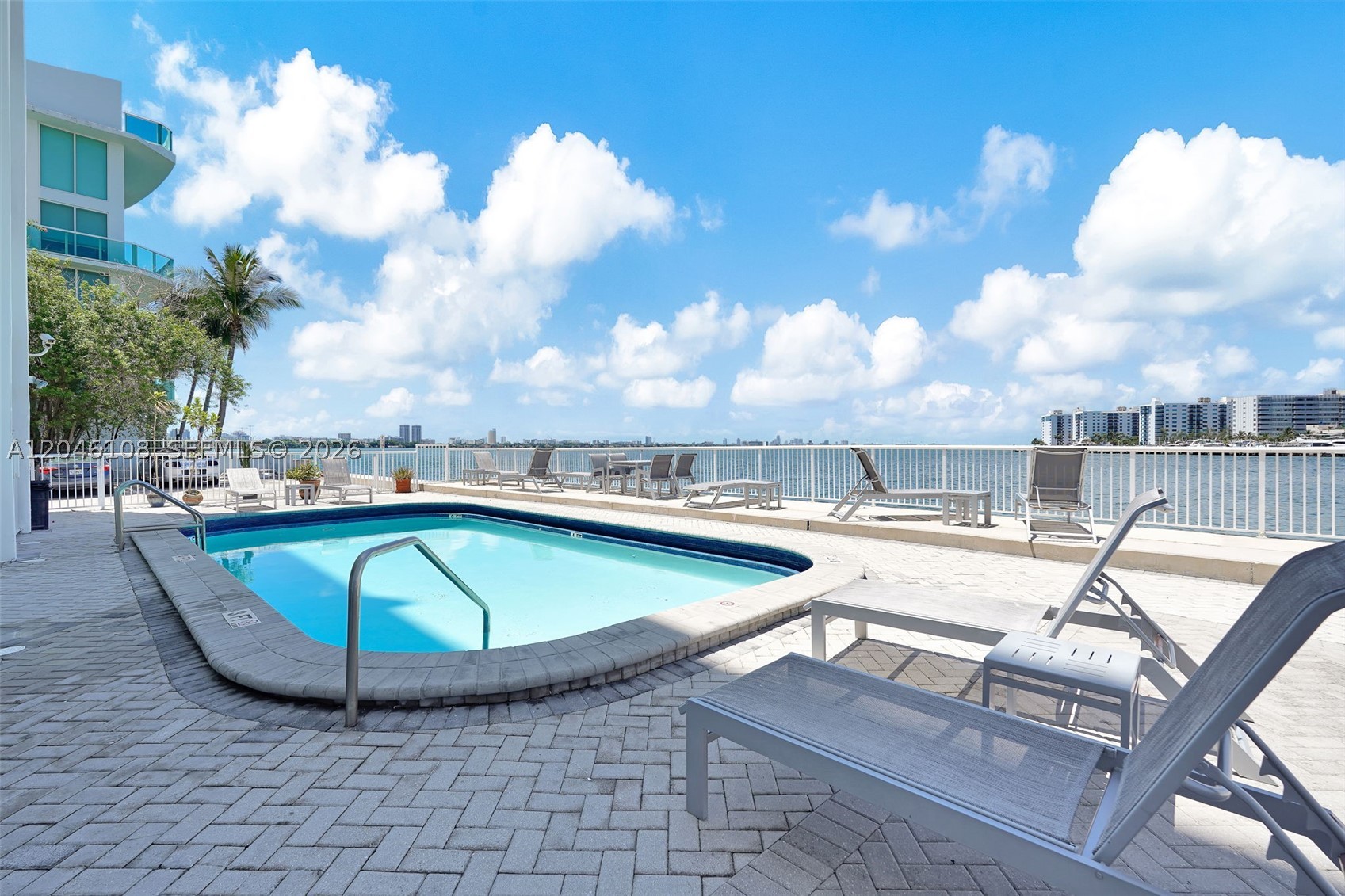 VILLA BAY VISTA CONDO - Residential