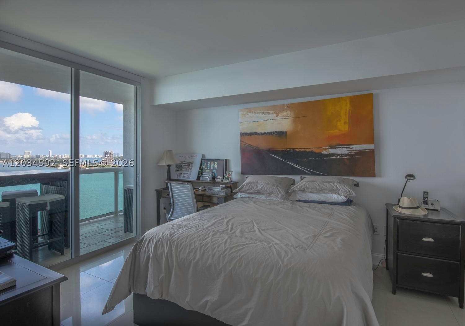 1800 CLUB CONDO - Residential Lease