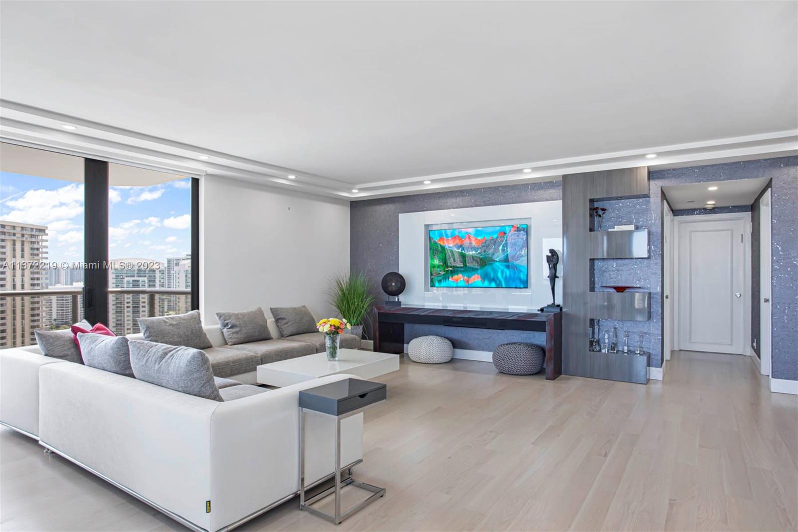 Turnberry Isle South Tower - Residential