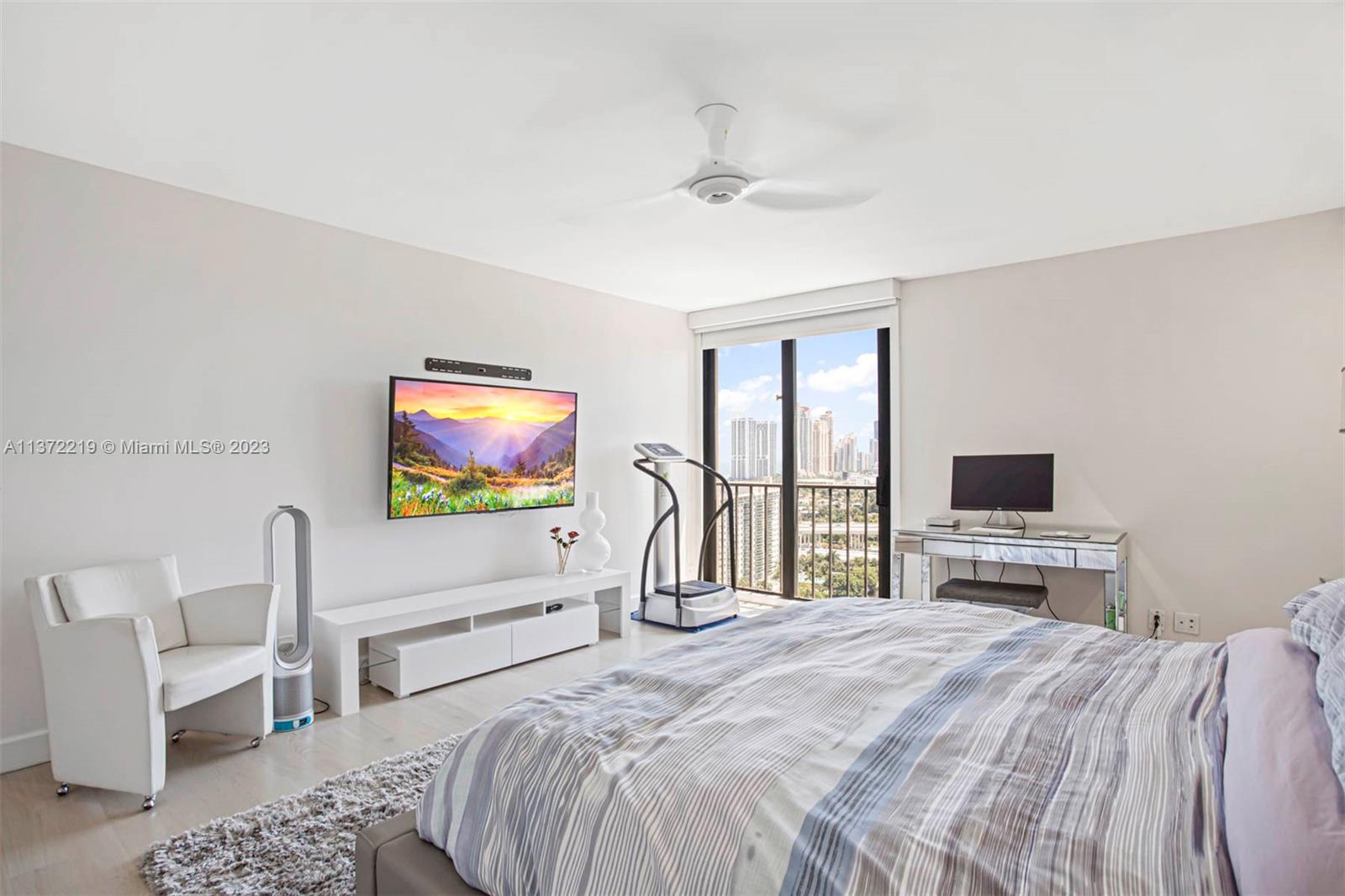 Turnberry Isle South Tower - Residential