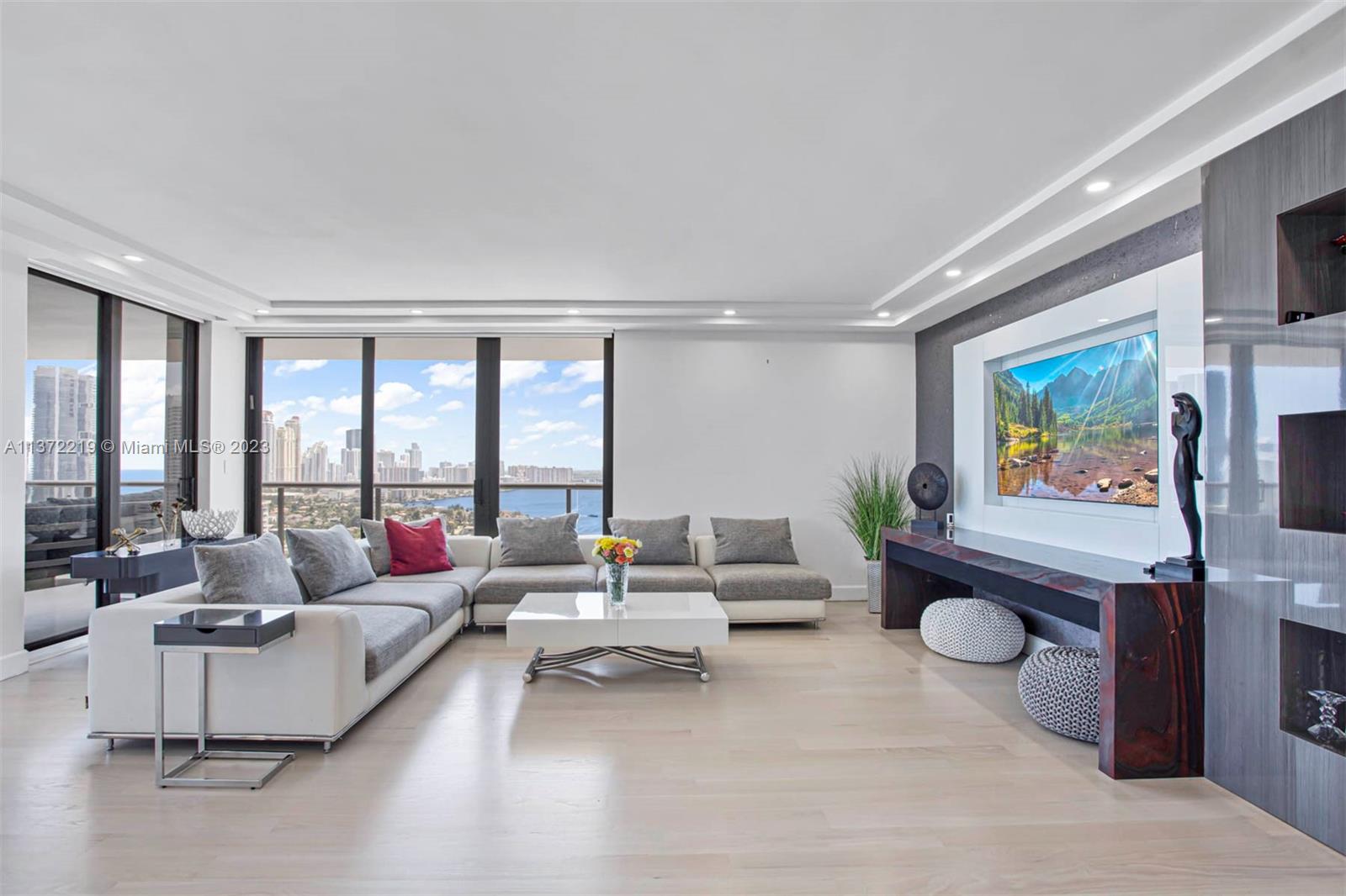 Turnberry Isle South Tower - Residential