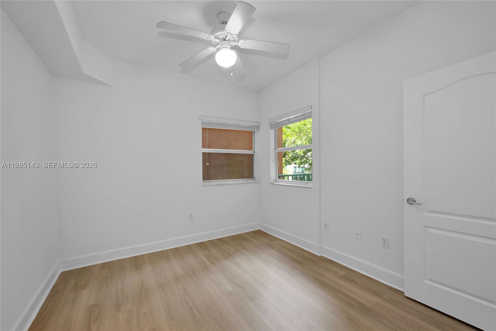 VALENCIA CONDO - Residential