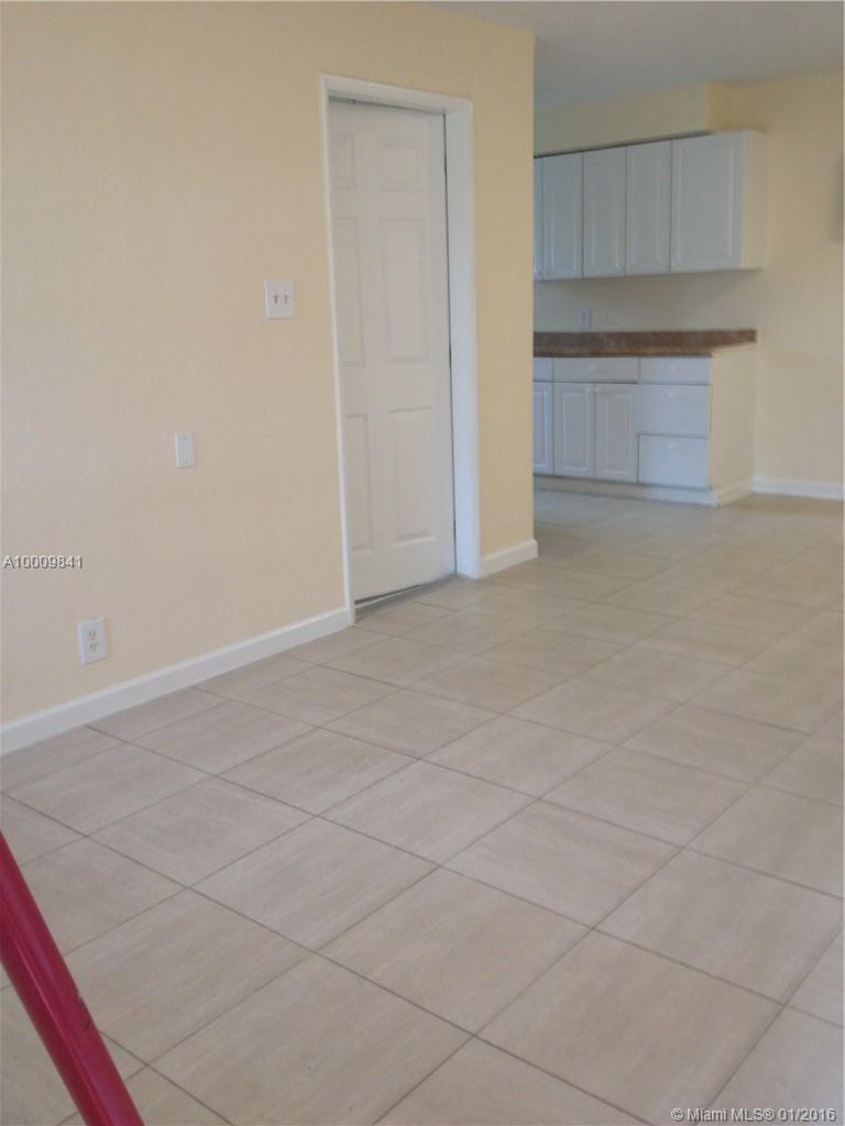 Hollywood Country Estates - Residential Lease