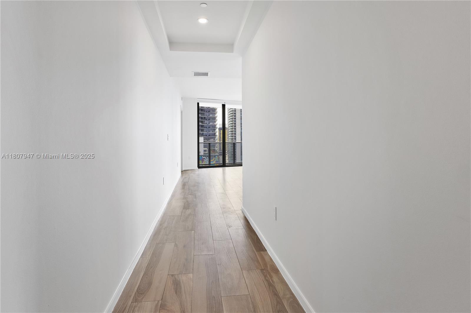 801 SMA RESIDENCES CONDO - Residential
