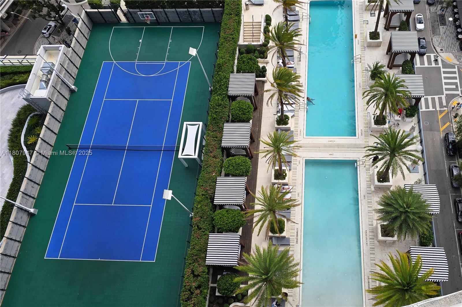 801 SMA RESIDENCES CONDO - Residential