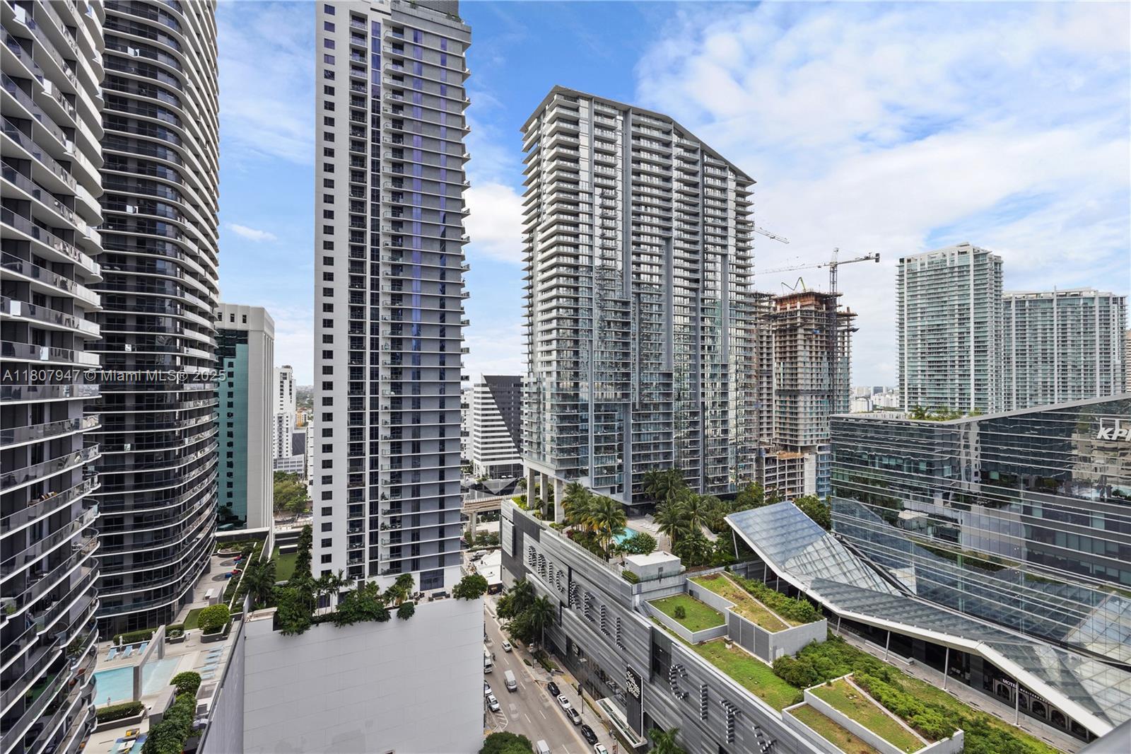 801 SMA RESIDENCES CONDO - Residential