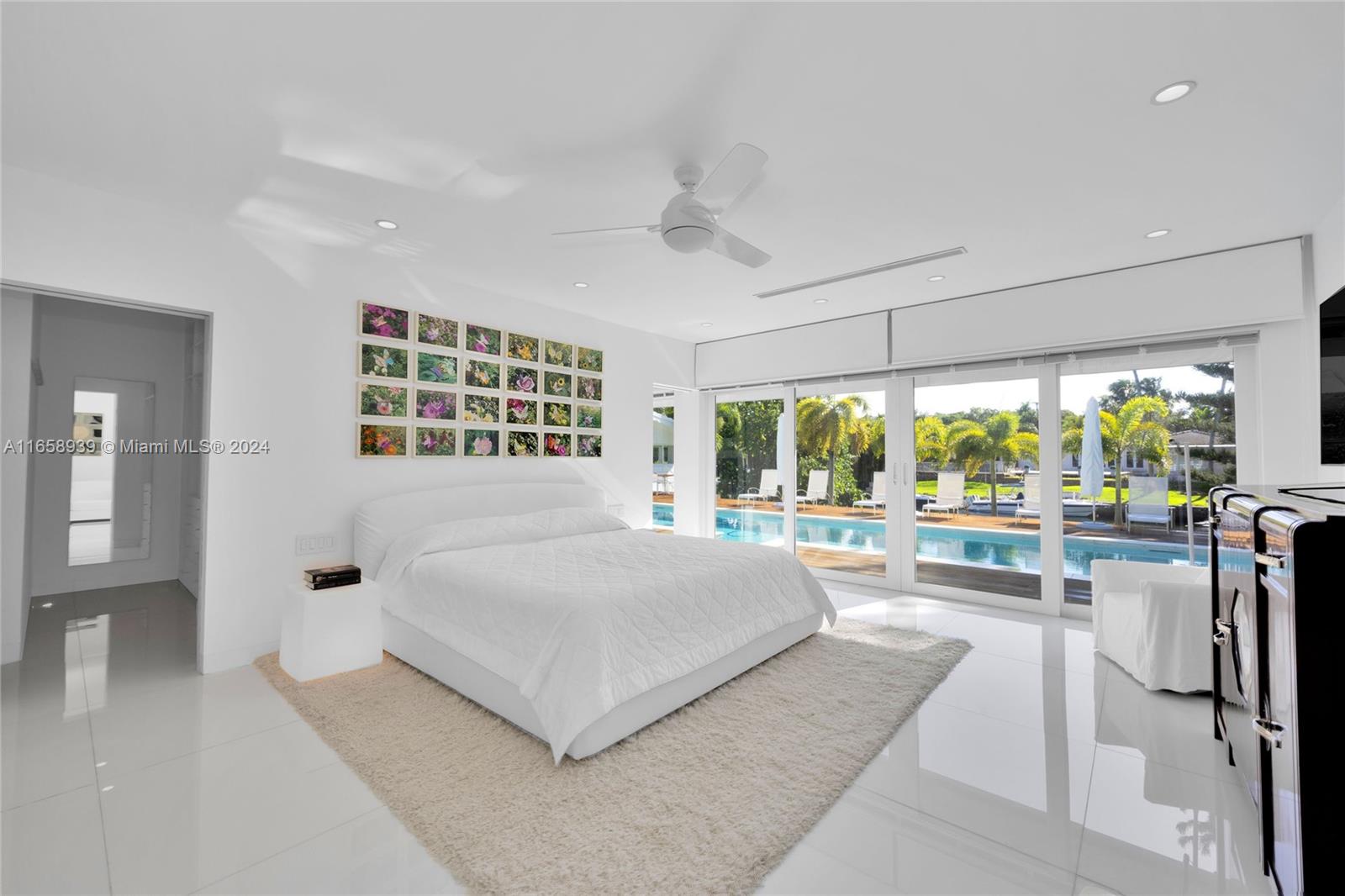 CORAL GABLES RIVIERA SEC - Residential