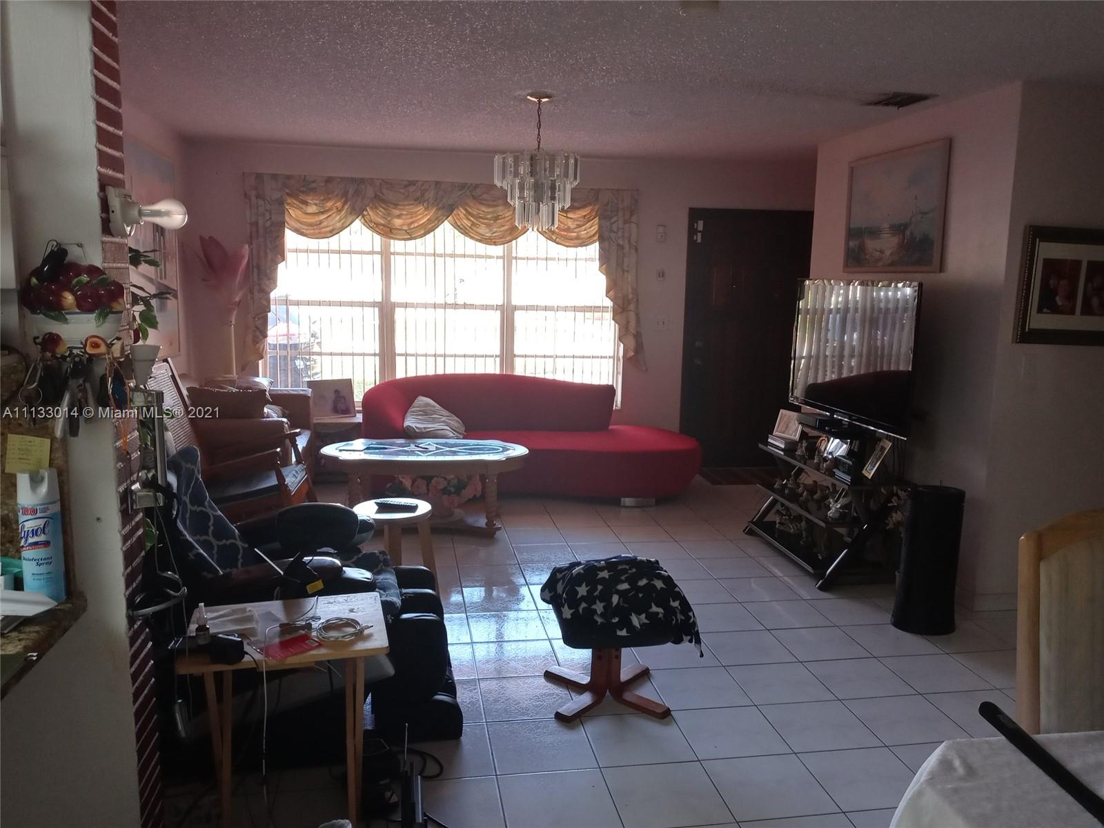 PALM SPRINGS ESTATES SEC - Residential