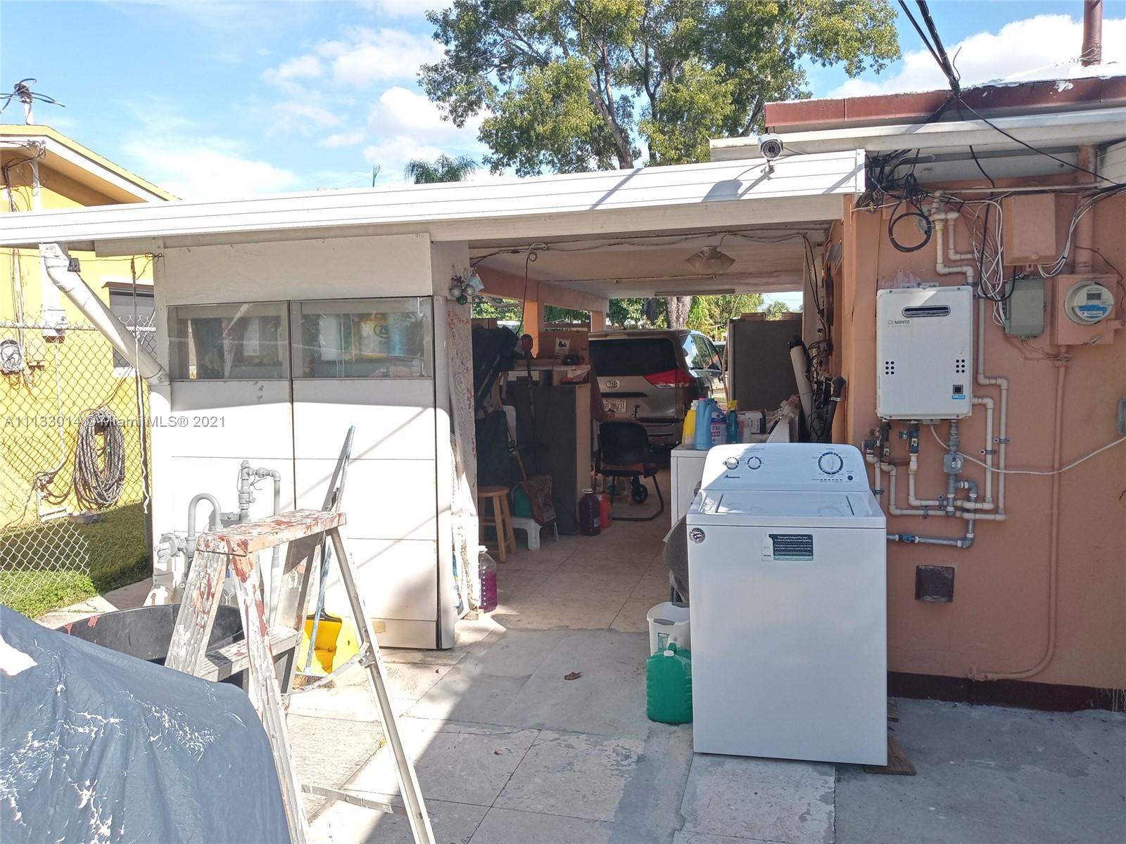 PALM SPRINGS ESTATES SEC - Residential