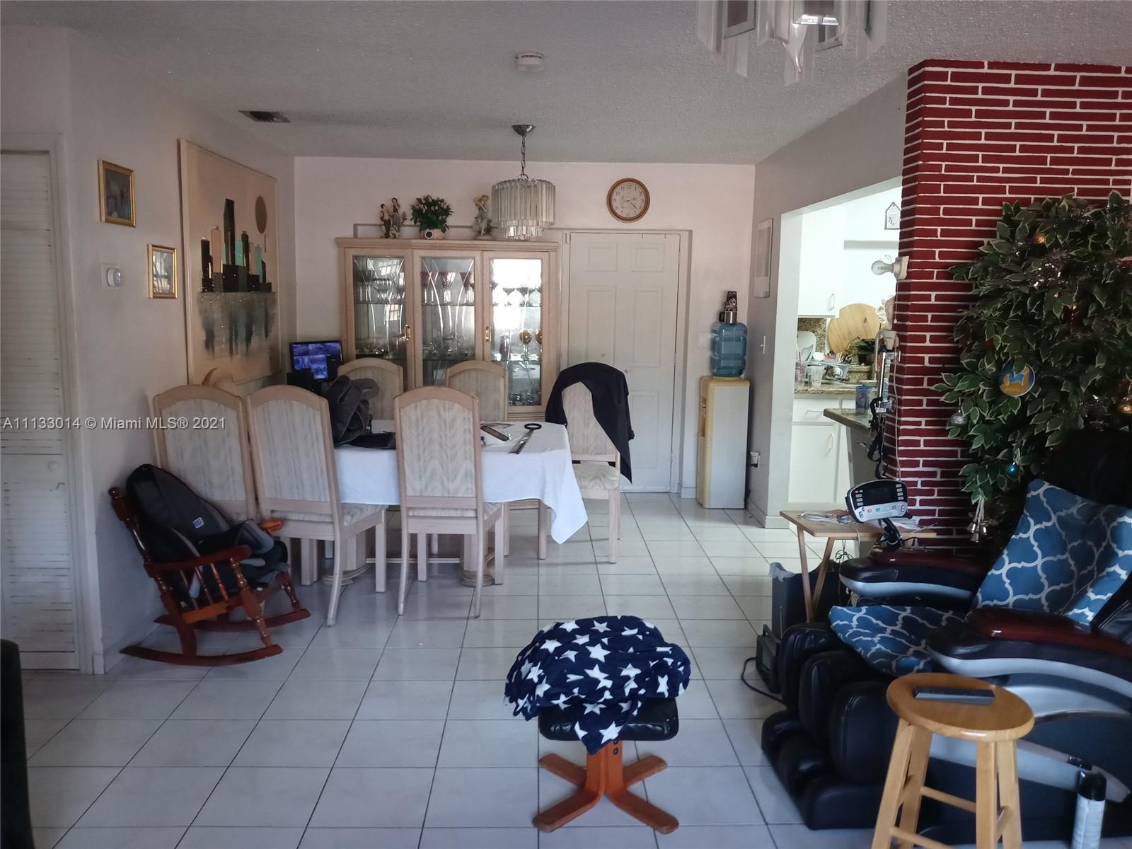 PALM SPRINGS ESTATES SEC - Residential