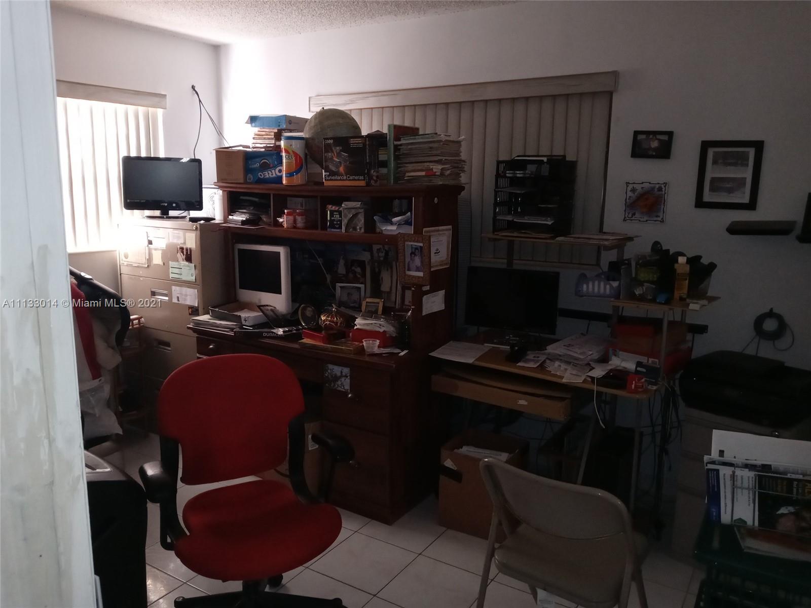 PALM SPRINGS ESTATES SEC - Residential