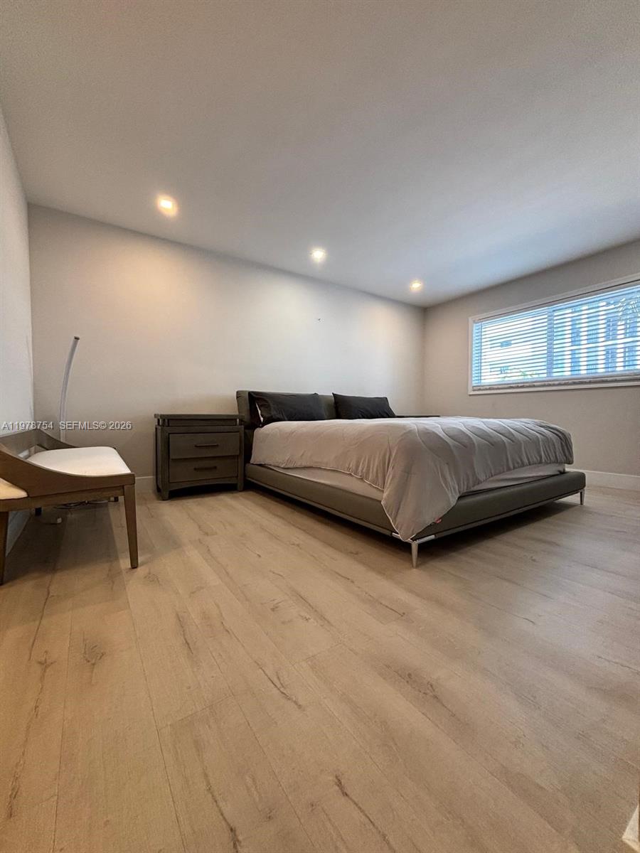 WINDSOR CONDO - Residential