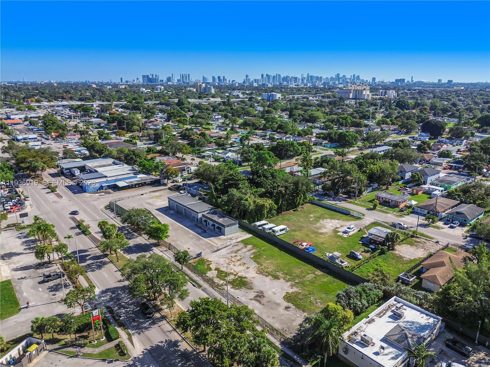 HIALEAH HEIGHTS - Land