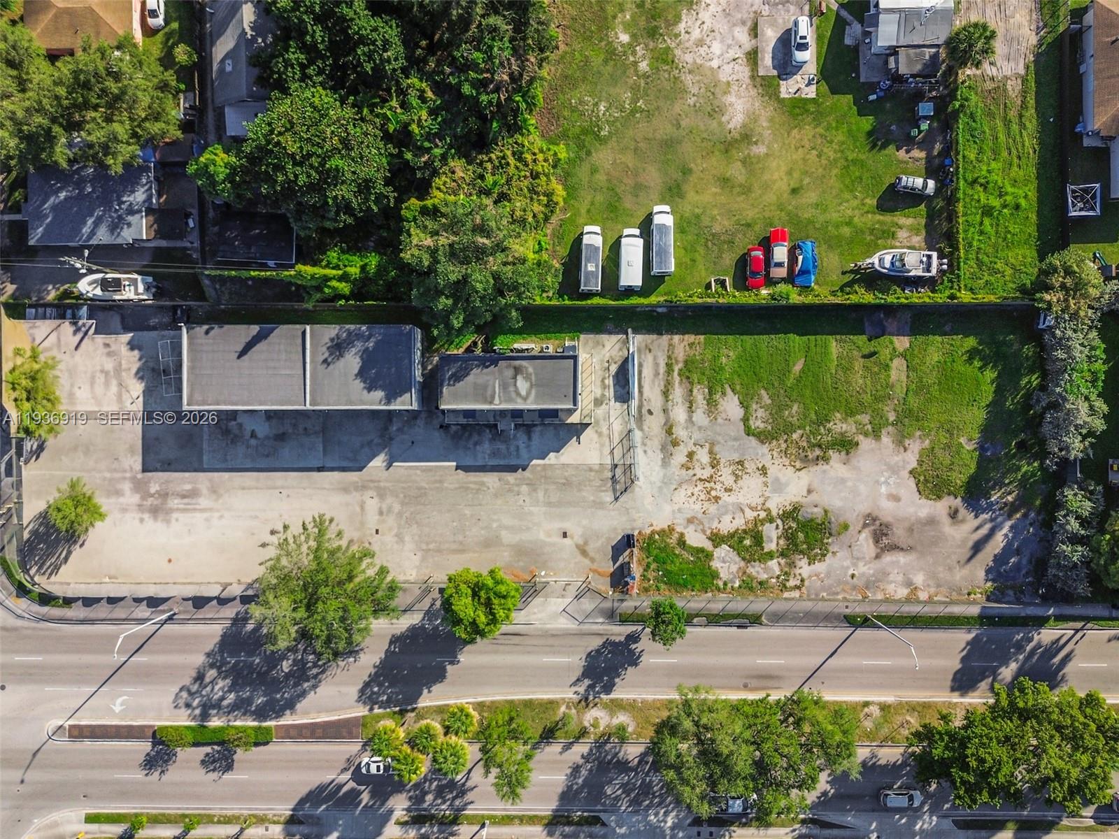 HIALEAH HEIGHTS - Land