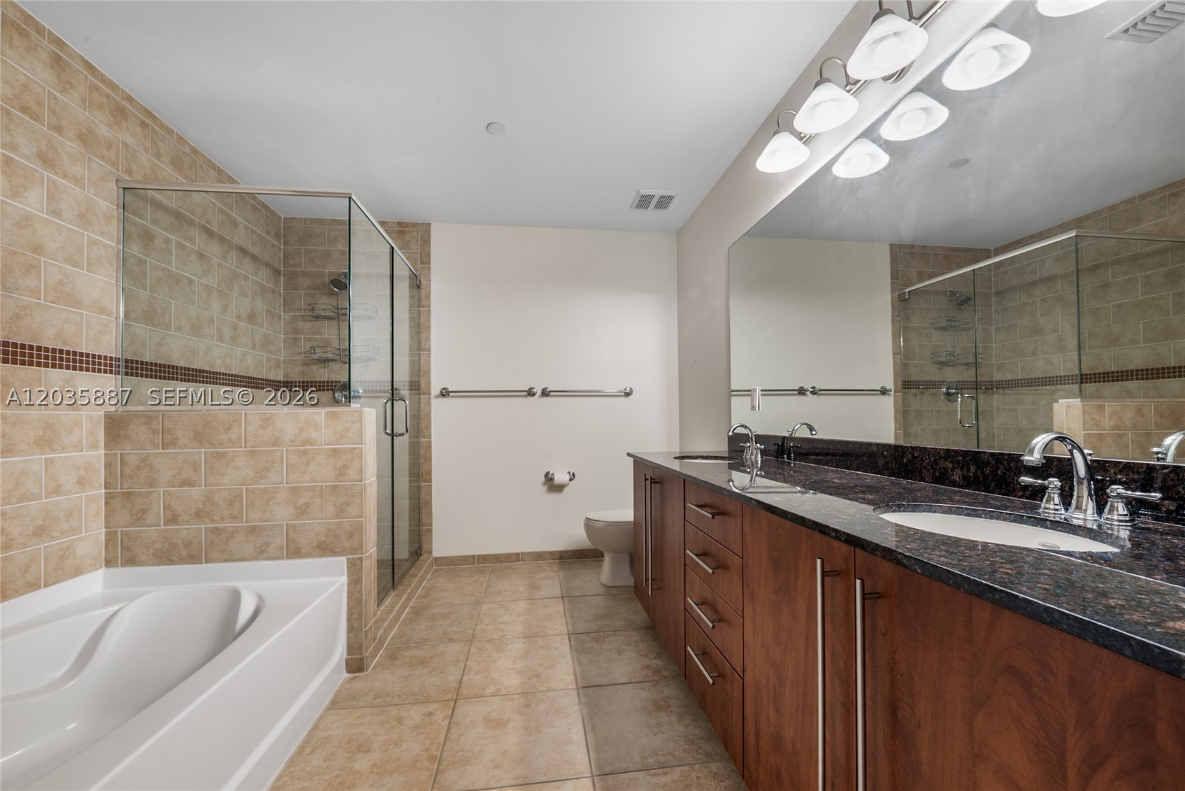 TOSCANO CONDO - Residential