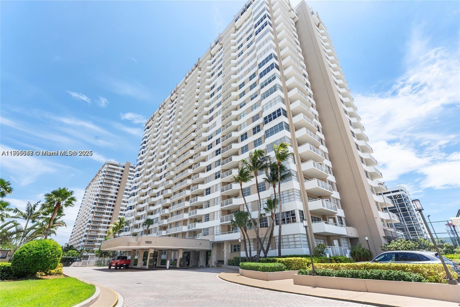Enjoy this resort style in a 2Bed/2Bath + Den on the intracoastal cross street from the beach! Unit has plenty of light, new appliances and an extra den that you can convert into an office. Comes with 1 assigned covered garage space and extra space can be rented at Association. Amenities include: 2 full service restaurants, 2 huge pools, 2 mini markets, beauty salon, tennis court, fitness center, game room, courtesy bus and 24hrs security. Hot water, wifi and cable also included in the HOA. Close tp Aventura Mall, Gulfstream, restaurants and supermarkets. Unit can be sold furnished or unfirneshed. Easy to show call or text listing agent.