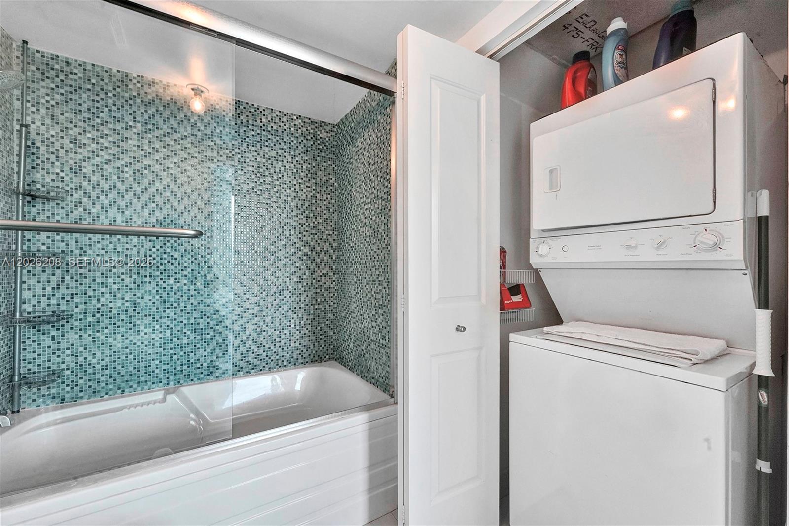 NEO VERTIKA CONDO - Residential Lease