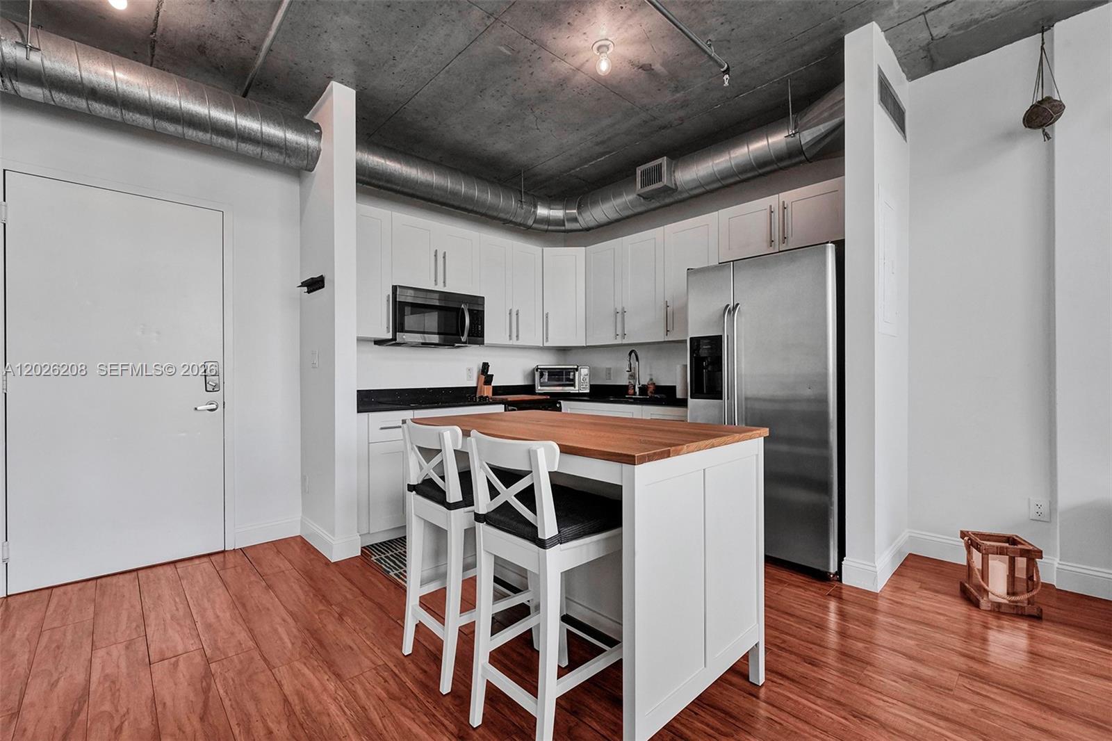 NEO VERTIKA CONDO - Residential Lease