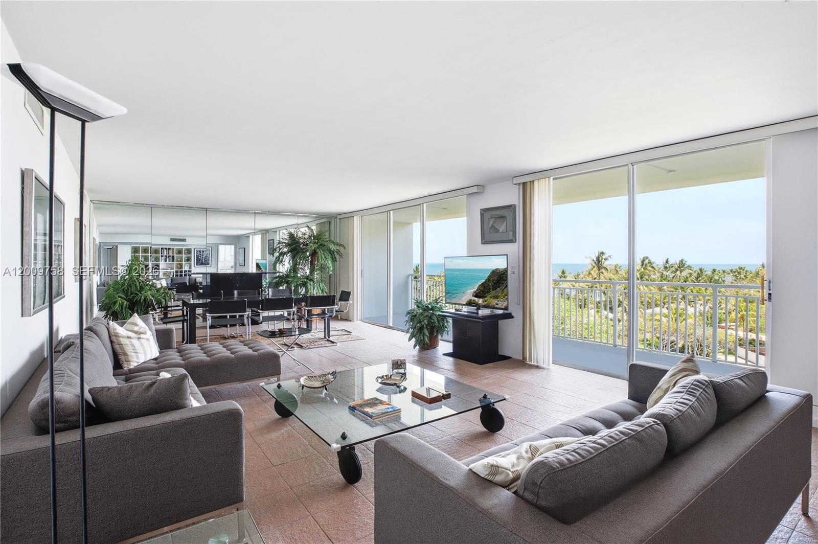 SANDS OF KEY BISCAYNE - Residential