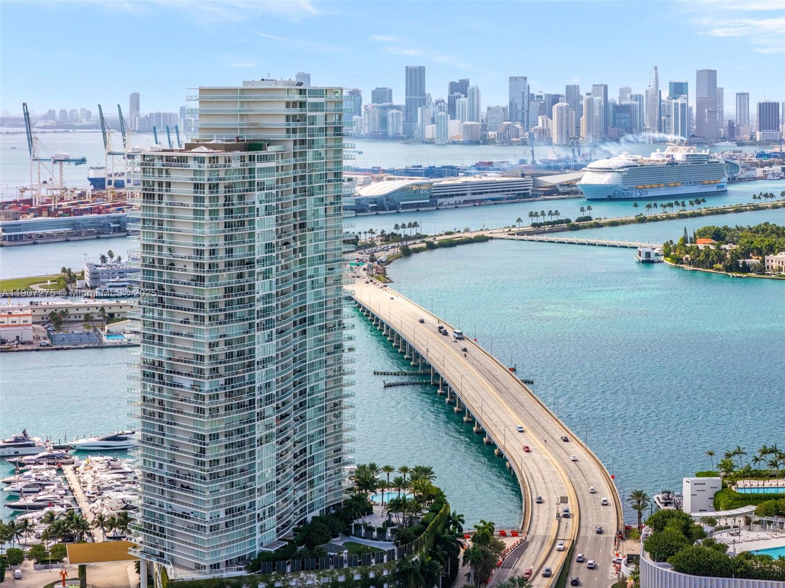 ICON CONDO - Residential