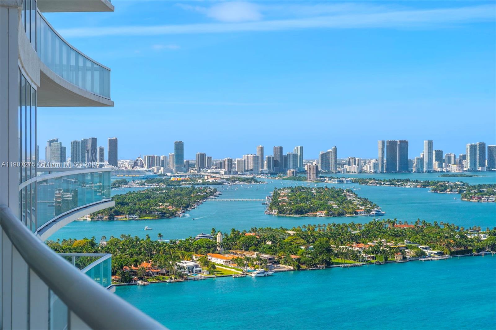 ICON CONDO - Residential