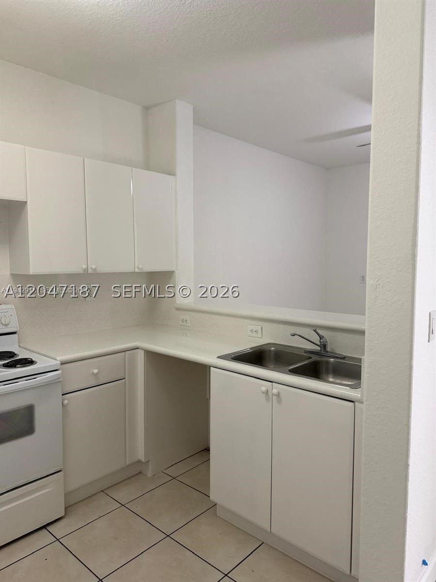 SHOMA CONDO AT KEYS COVE - Residential Lease
