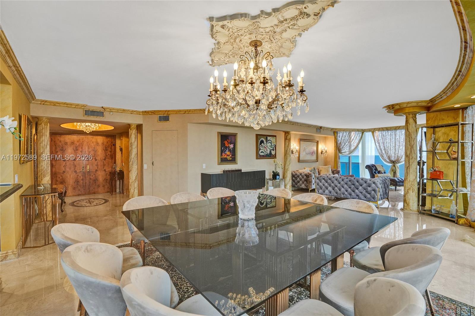 THE PINNACLE CONDO - Residential