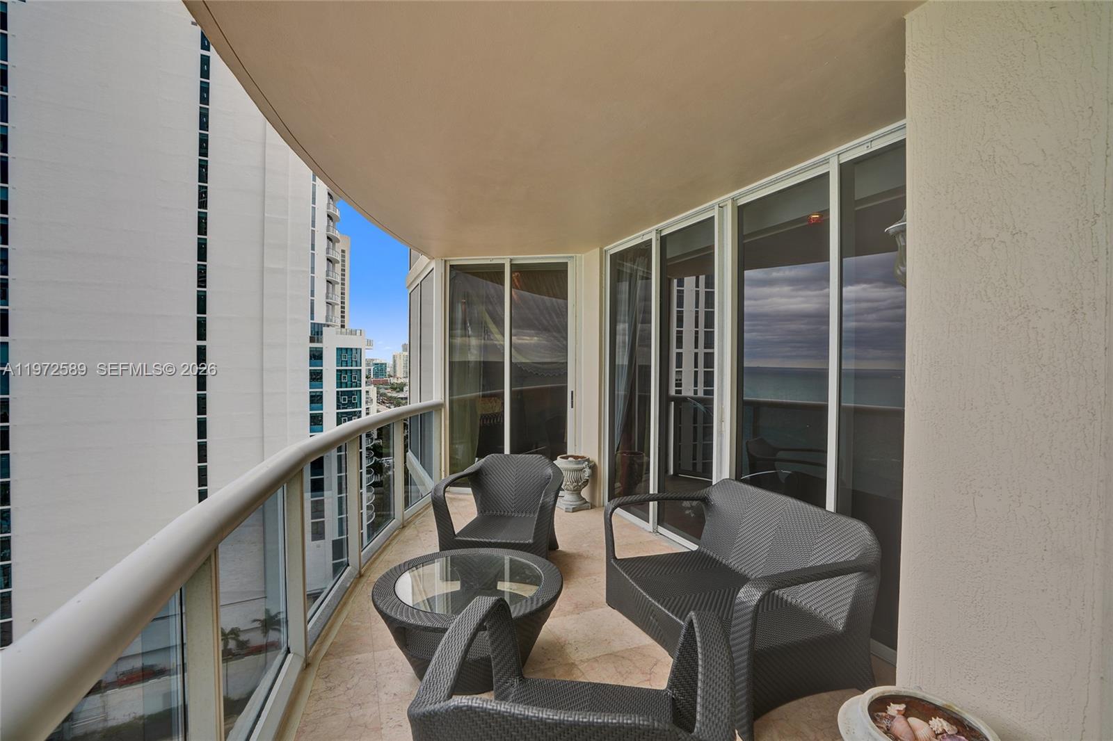 THE PINNACLE CONDO - Residential