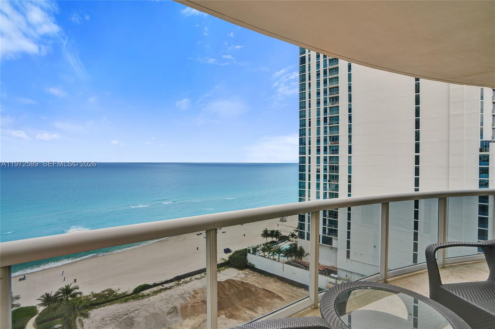 THE PINNACLE CONDO - Residential
