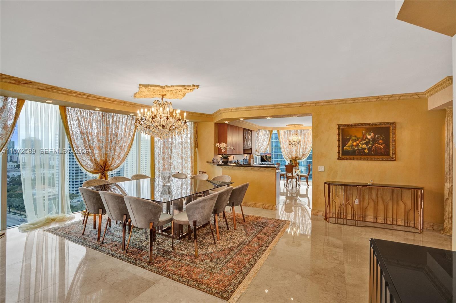 THE PINNACLE CONDO - Residential