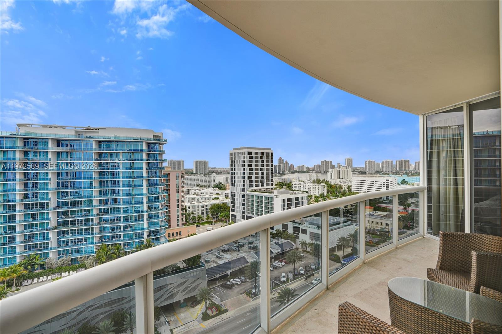 THE PINNACLE CONDO - Residential