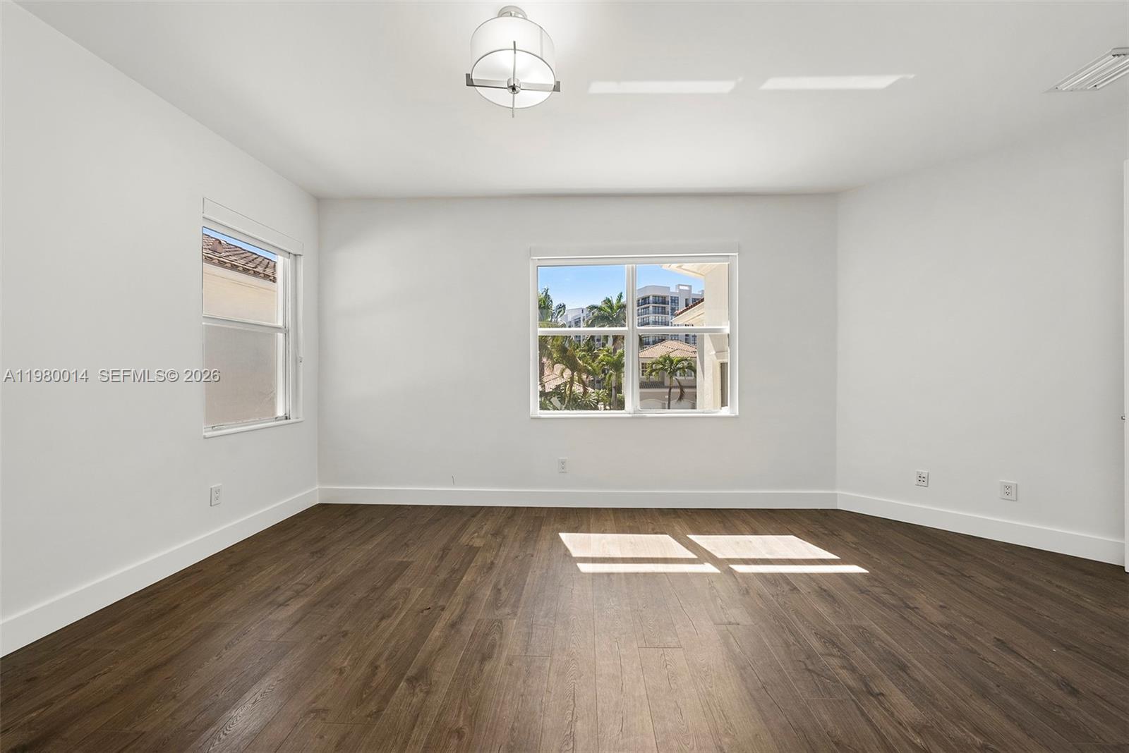 HARBOR ISLANDS - Residential