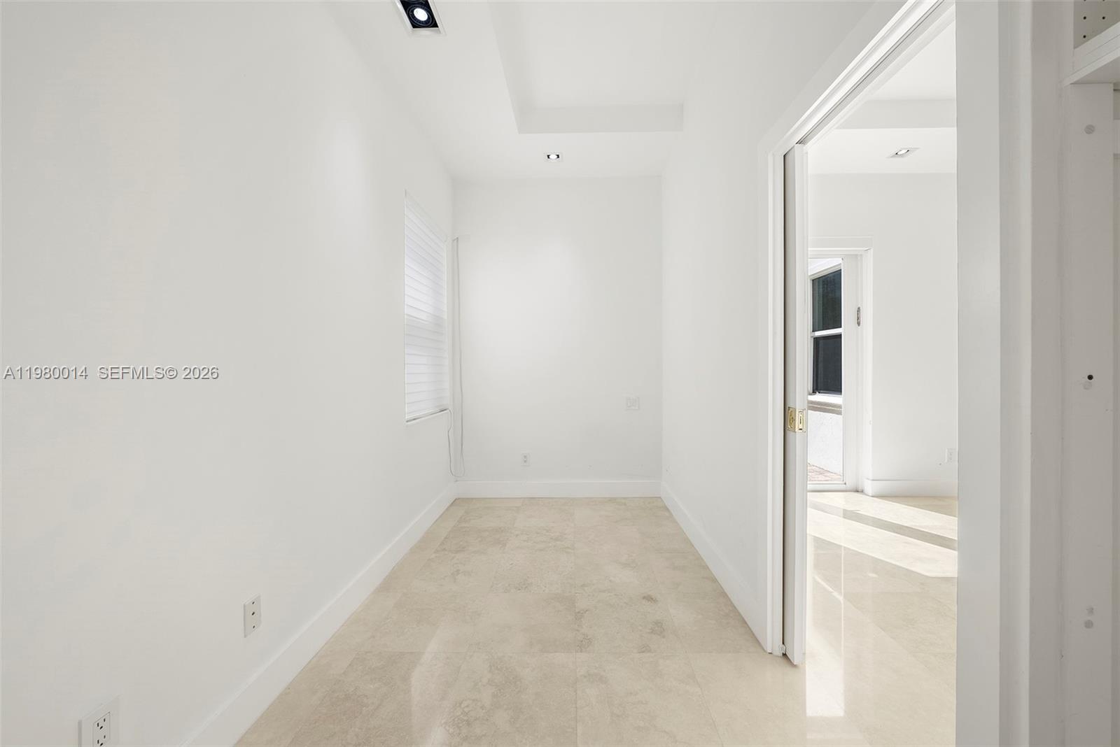 HARBOR ISLANDS - Residential